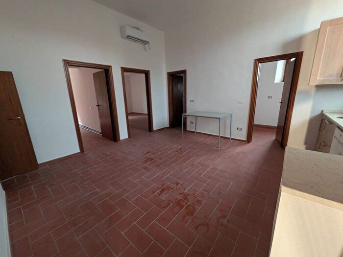 Appartamento quadrilocale in affitto in Piazza Pier Vettori, Soffiano, Firenze