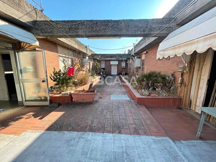 Appartamento trilocale in vendita in Via Alessandro Manzoni, Cisterna Di Latina