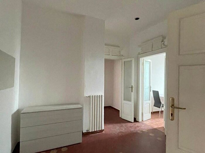 Appartamento quadrilocale in affitto in Via Spartaco, Montenero, Milano