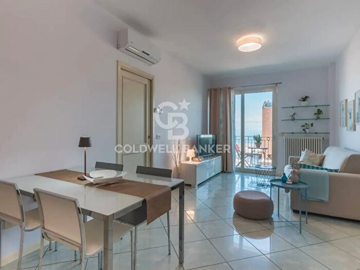 Appartamento bilocale in vendita in Via Fucini, Riccione