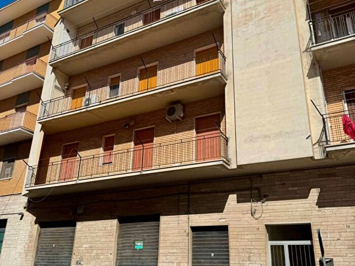 Appartamento quadrilocale in affitto in Via Pasquale Vena, Centro, Matera