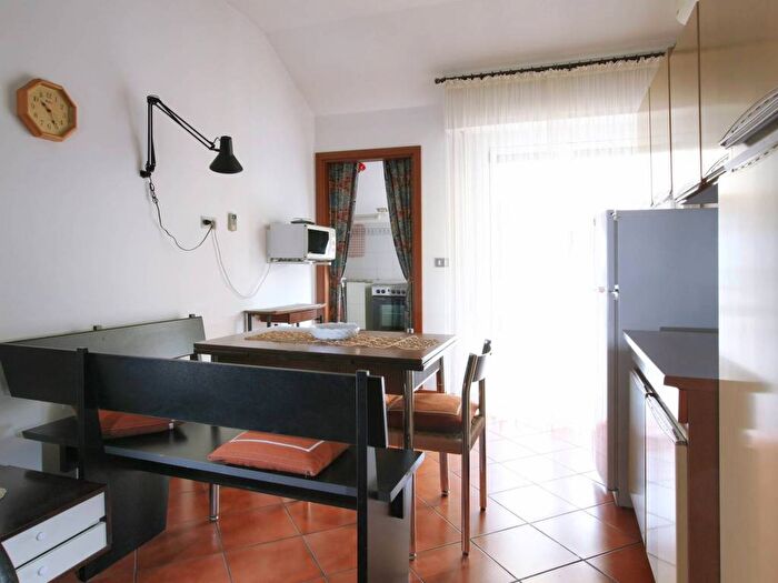 Appartamento bilocale in affitto in Via Roma Borgo Barusso, Alassio