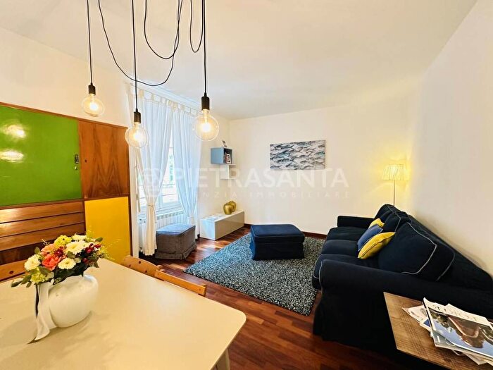 Appartamento quadrilocale in affitto in Via Padre Eugenio Barsanti, Pietrasanta