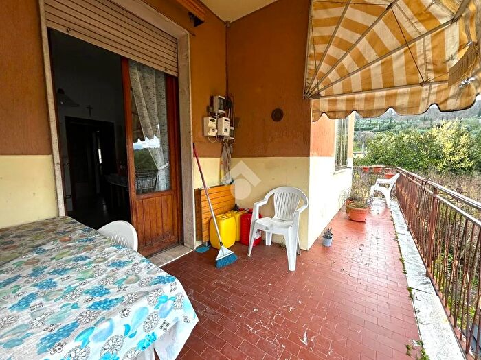 Casa con 5 locali in vendita in Via Modenese, Pistoia