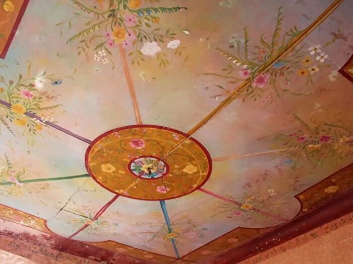 Casa con 16 locali in vendita in Gagliole