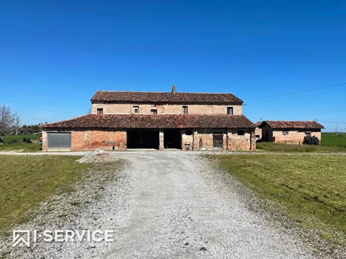 Casa con 10 locali in vendita in Via Stradone Sala, Cesenatico
