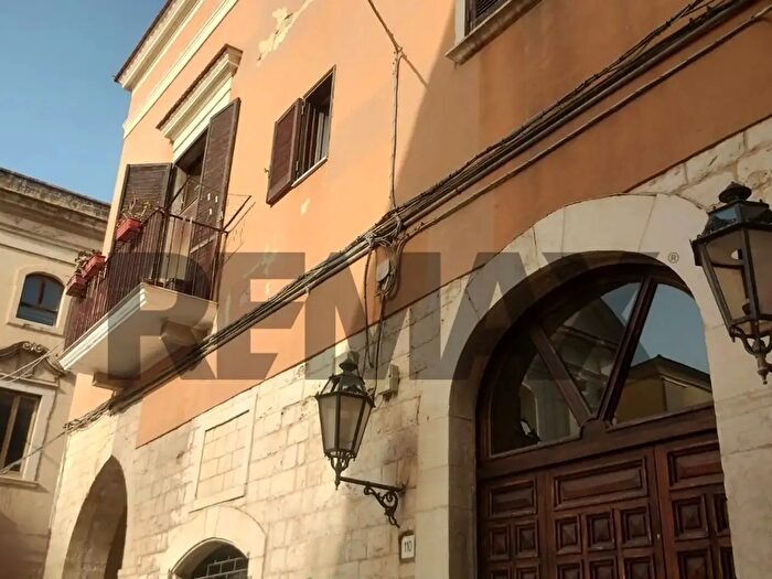 Appartamento trilocale in vendita in Barletta