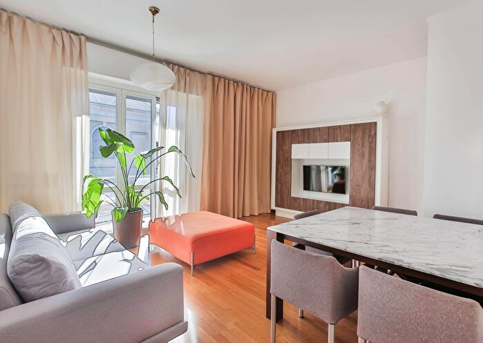 Appartamento trilocale in vendita in Via Don Gaetano Galli, Villasanta