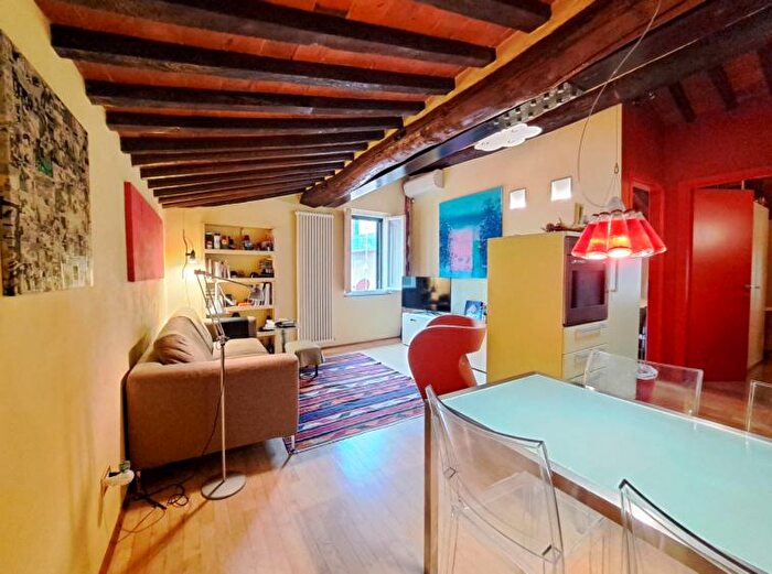 Appartamento monolocale in vendita in Lucca