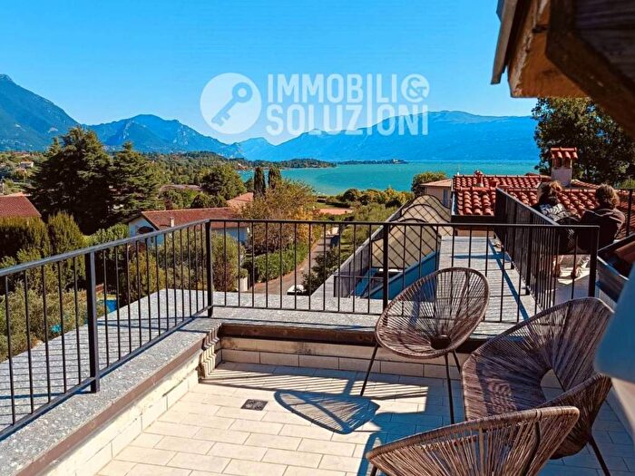 Appartamento trilocale in affitto in VIA MOLARIA, Pieve Vecchia Villaggio Sanghen, Manerba del Garda