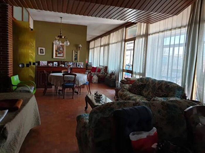 Appartamento con 5 locali in vendita in Via Vittime Civili, Foggia