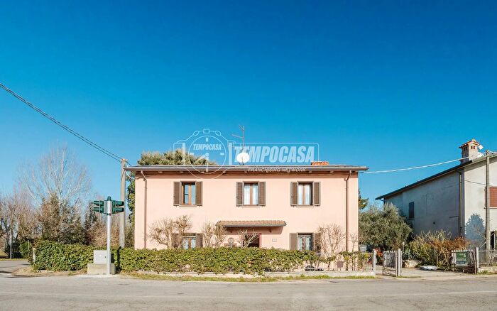 Casa quadrilocale in vendita in Via Crociarone, Cervia