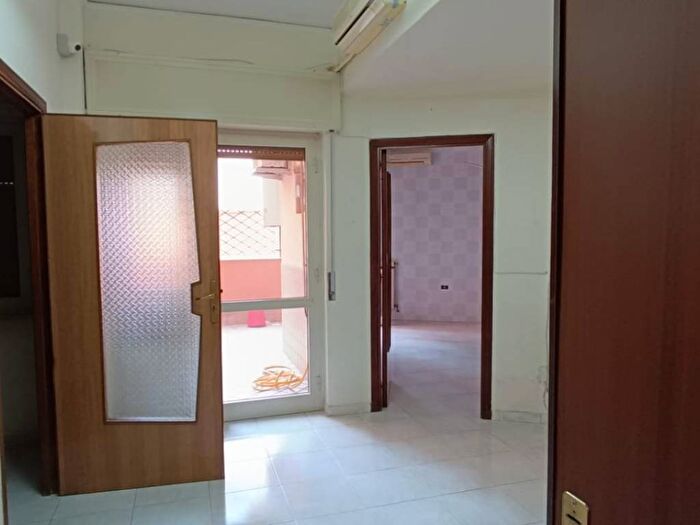 Appartamento monolocale in affitto in Via Guglielmo Marconi, Centro, Casoria