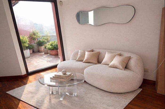 Casa trilocale in affitto in Via Sofocle, City Life, Milano