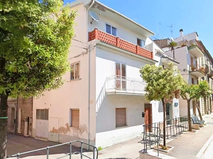 Casa quadrilocale in vendita in Corso Giuseppe Garibaldi, Casalbordino