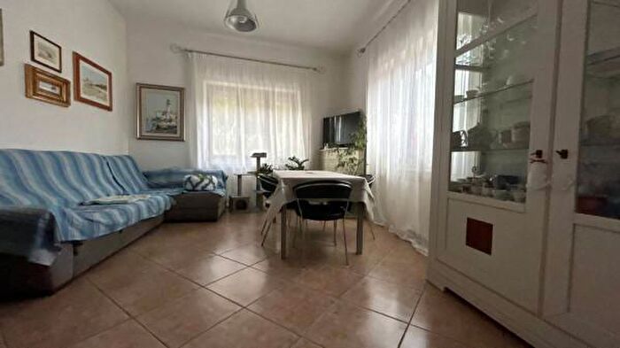 Appartamento quadrilocale in vendita in Via Lorenzo De Dominicis, Orte