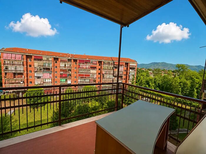 Appartamento trilocale in vendita in Via Giuseppe Mazzini, Alpignano