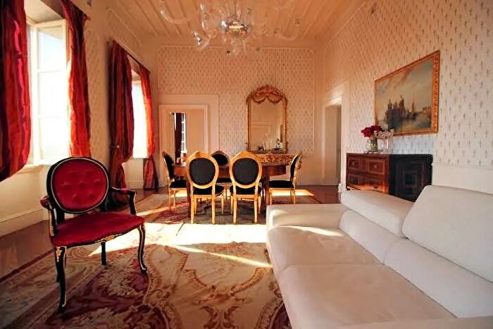 Appartamento quadrilocale in vendita in Piazza Mazzini, Pescia