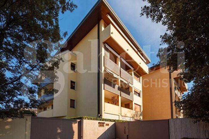 Appartamento bilocale in affitto in VIALE FRATELLI BANDIERA, Stazione, Treviso