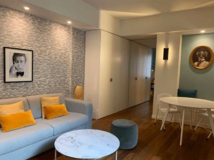 Appartamento bilocale in affitto in Via Ponte Vetero, Brera, Milano