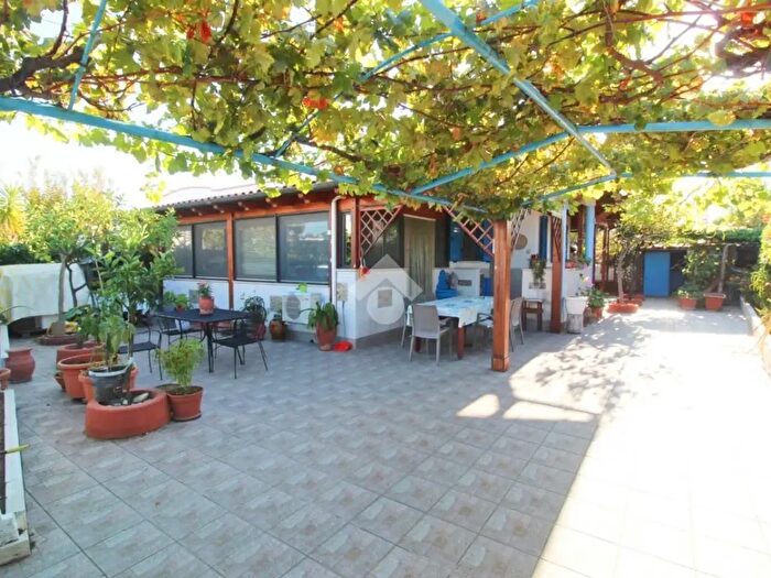 Casa con 6 locali in vendita in Via Potenza, Campomarino