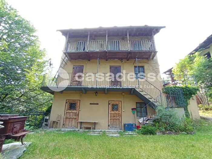Casa quadrilocale in vendita in Borgata Brando, Coazze