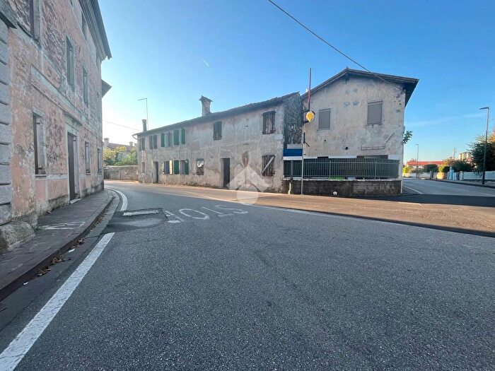 Casa trilocale in vendita in Via dei Carrozzieri, Spresiano