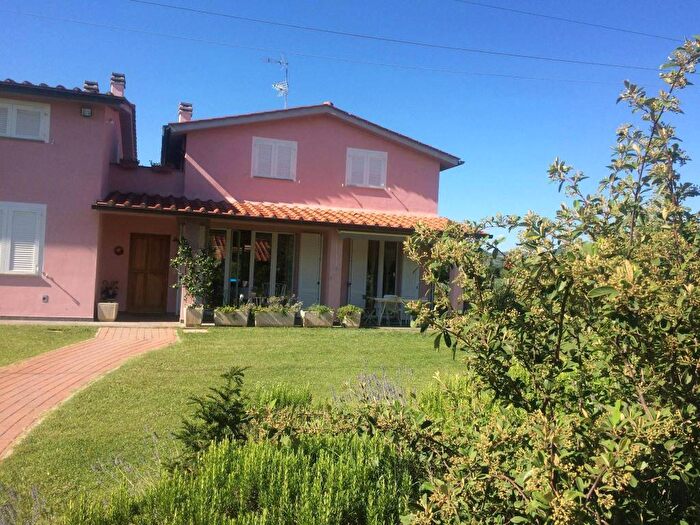 Appartamento monolocale in affitto in Via Fontebranda, Catona, Arezzo