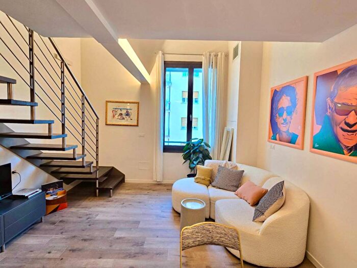 Appartamento trilocale in affitto in Via Francesco Valori, Libertà Savonarola, Firenze