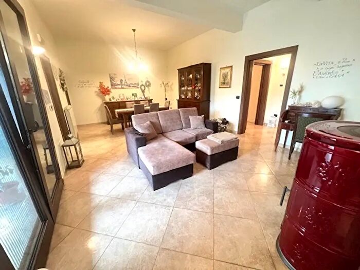 Appartamento quadrilocale in vendita in Via Taormina, Mesagne