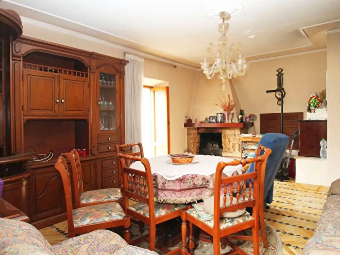 Appartamento quadrilocale in vendita in Sovicille