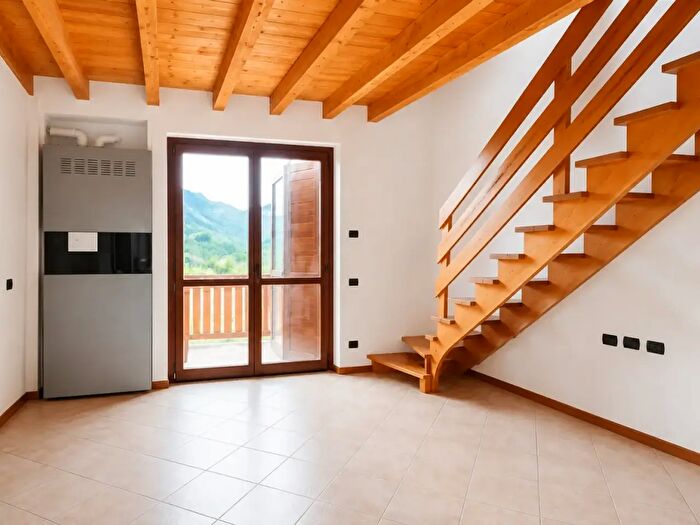 Appartamento quadrilocale in vendita in Via Cima di Ronco, San Pellegrino Terme