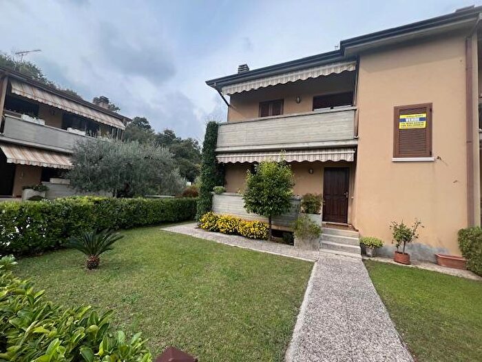 Casa con 5 locali in vendita in Via del Rio, Puegnago Sul Garda