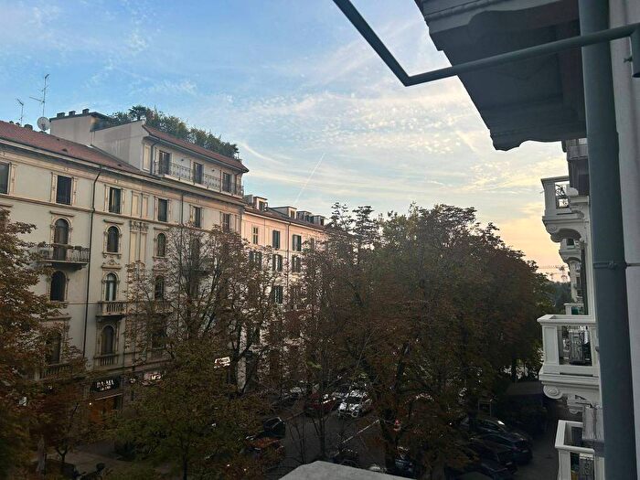 Appartamento bilocale in affitto in Via Lazzaro Papi, Porta Romana Medaglie dOro, Milano