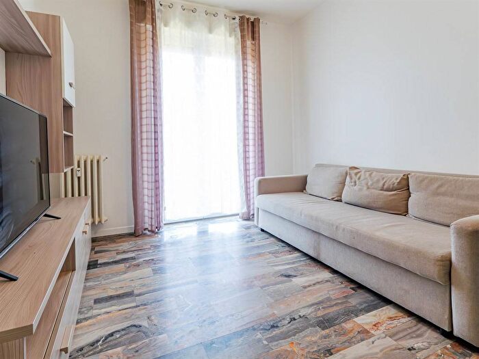 Appartamento bilocale in affitto in primule, Lorenteggio, Milano