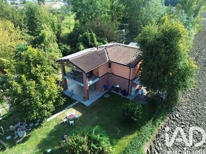 Casa con 6 locali in vendita in Via G Matteotti, San Possidonio