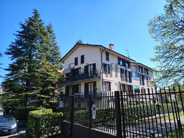 Appartamento bilocale in affitto in Montello, Varese