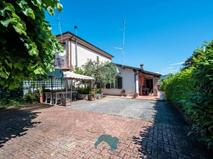Casa trilocale in vendita in Via Pescina, Gallicano Nel Lazio