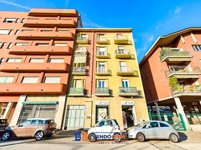 Appartamento bilocale in vendita in Piazza Omero, Torino