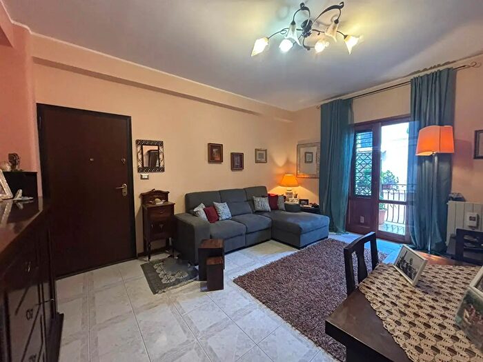 Appartamento trilocale in vendita in Via Giovanni Guglielmino, Tremestieri Etneo