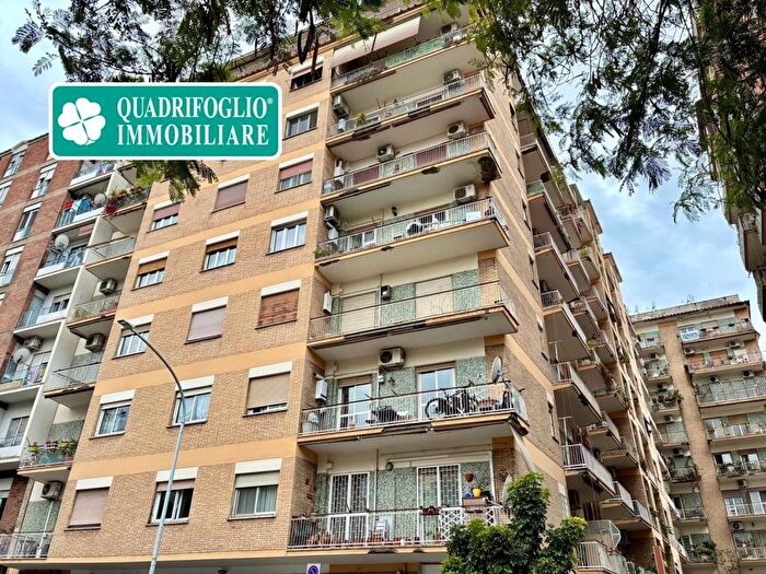 Appartamento trilocale in vendita in Via Prospero Alpino, Garbatella, Roma