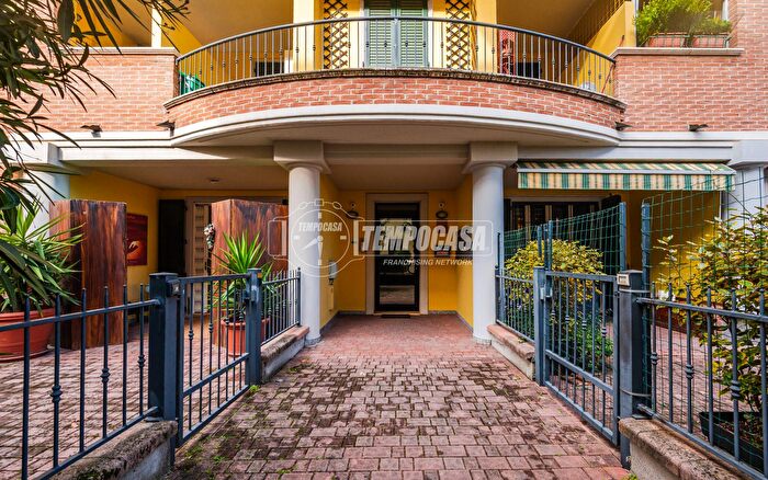 Appartamento quadrilocale in vendita in Via Ghiaurov, Vignola