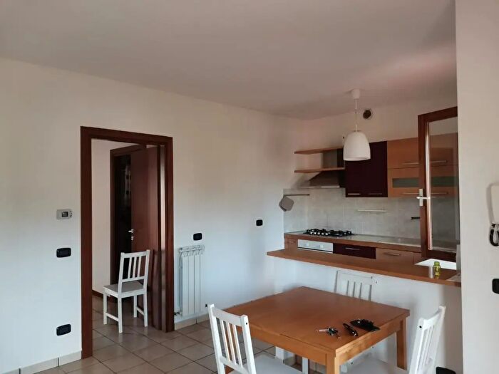 Appartamento con 6 locali in vendita in Casole D'Elsa