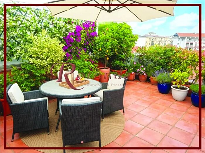 Appartamento bilocale in vendita in Via San Galdino, Milano