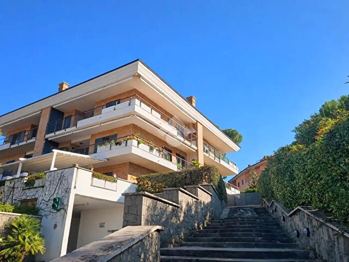 Appartamento bilocale in affitto in Appartamento Via Mario di Falco, Marino