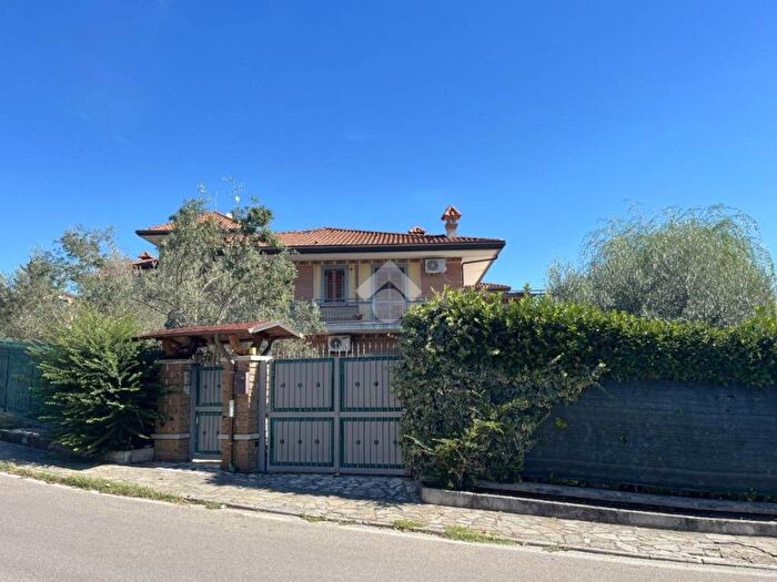 Appartamento quadrilocale in vendita in Via San Giorgio, San Giacomo, San Martino Sannita