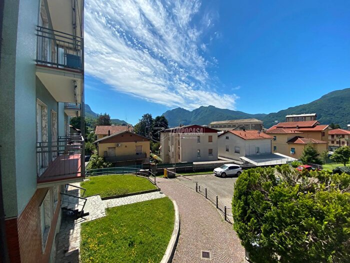 Appartamento bilocale in vendita in Mandello Del Lario