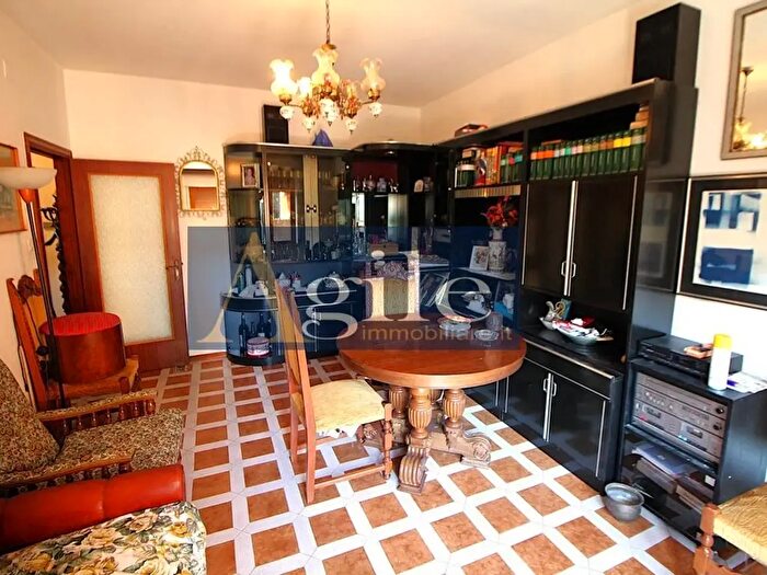 Appartamento con 5 locali in vendita in Via Lombardia, Maltignano