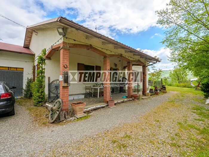 Casa trilocale in vendita in Via delle Sponde, Polinago