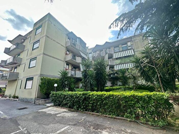 Appartamento trilocale in vendita in Via Nazionale, Rometta